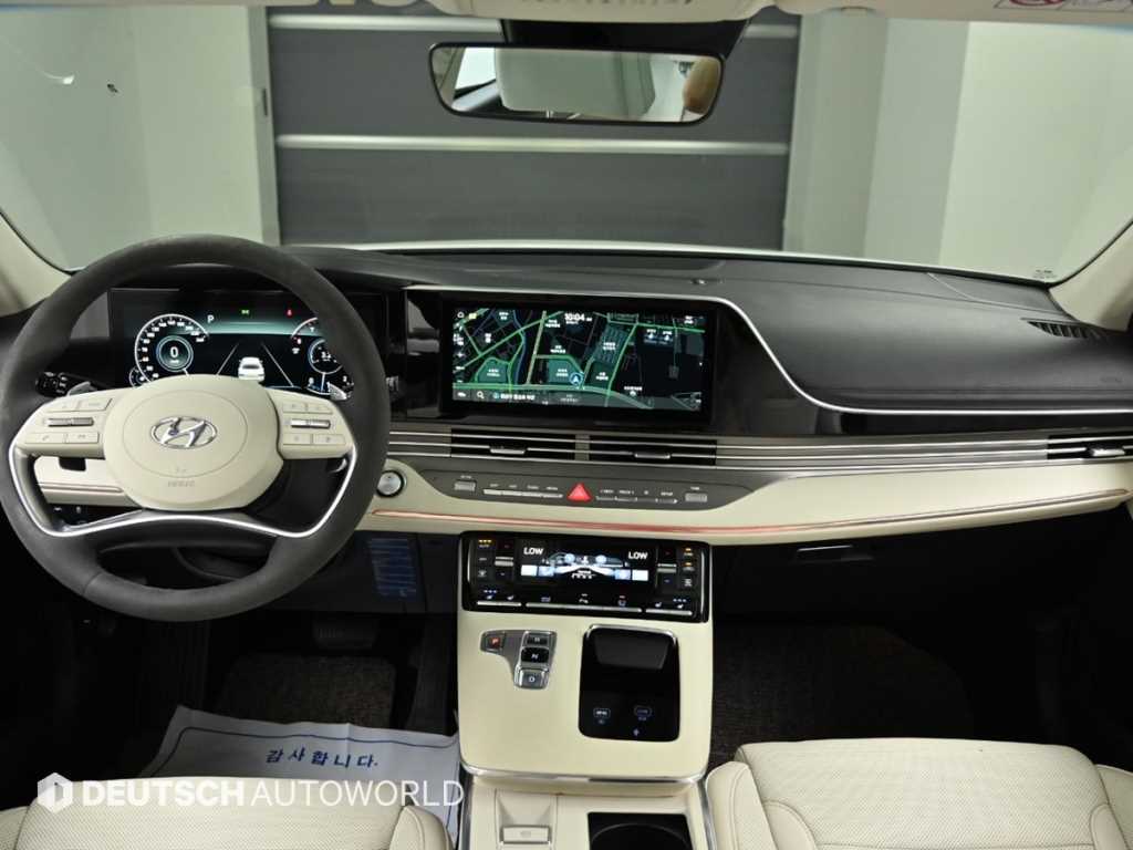 HYUNDAI Grandeur - Vista 9