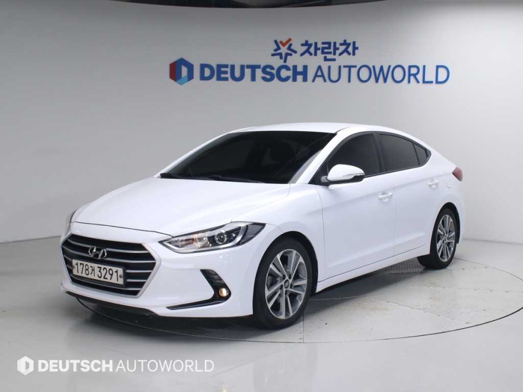 HYUNDAI Avante 2018 Blanco - Importación desde Corea - HF Imports Iquique - Foto 1