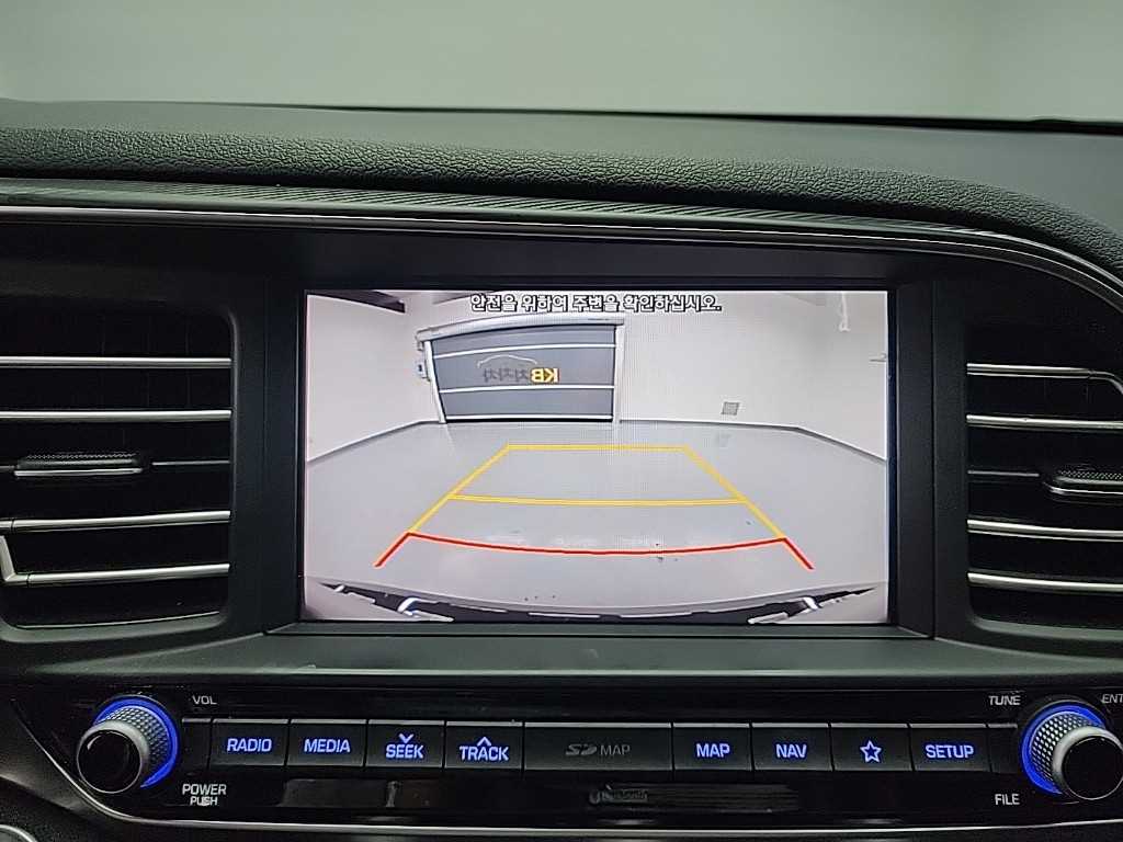 HYUNDAI Avante 2019 Azul - Importación desde Corea - HF Imports Iquique - Foto 16