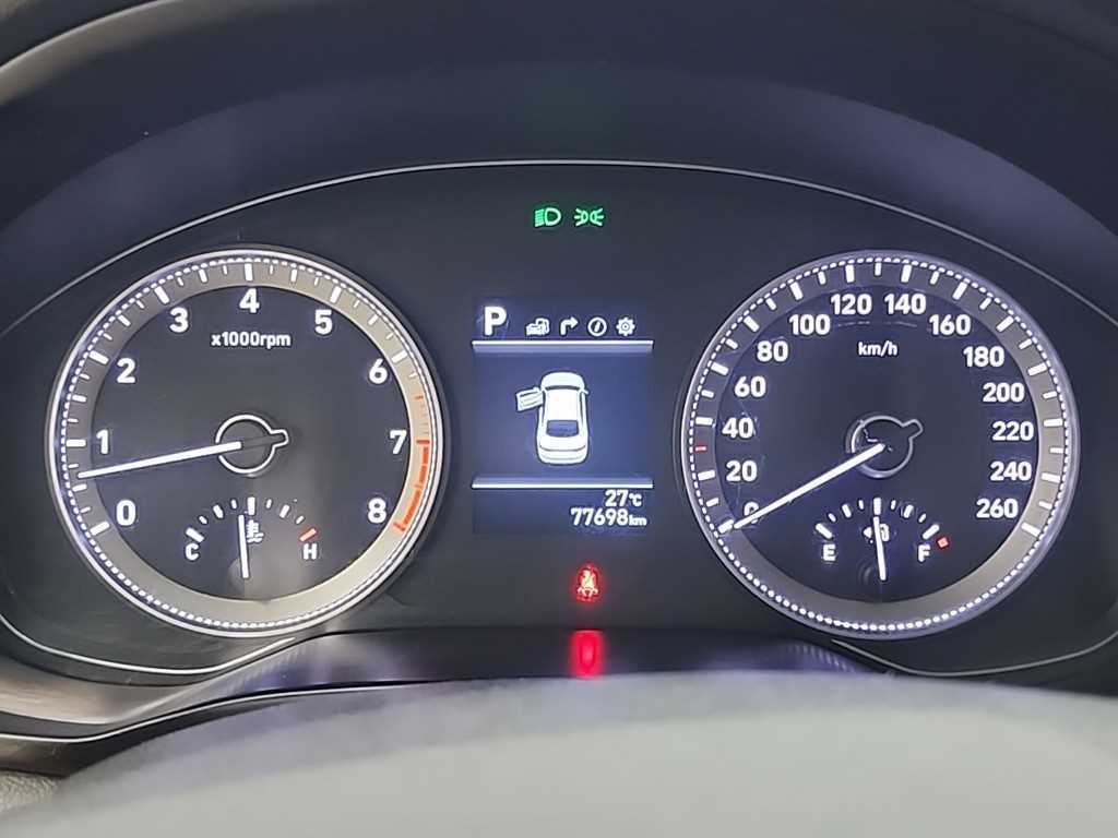 HYUNDAI Grandeur - Vista 6