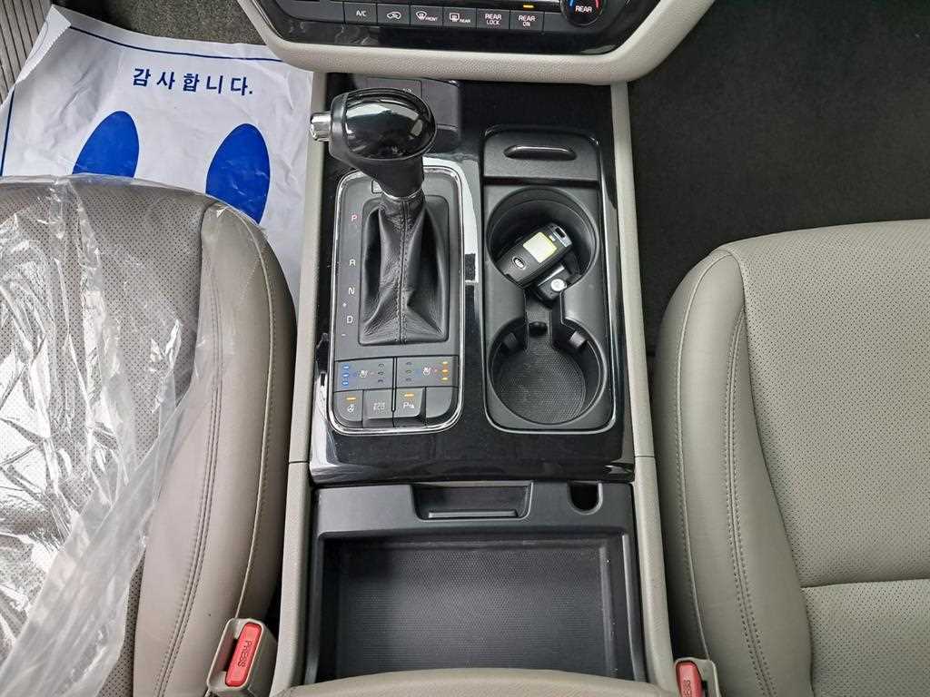 KIA Carnival 2015 Gris - Importación desde Corea - HF Imports Iquique - Foto 17