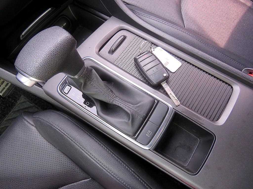 KIA K5 2016 Blanco - Importación desde Corea - HF Imports Iquique - Foto 19