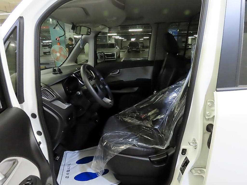 KIA Ray - Vista 8