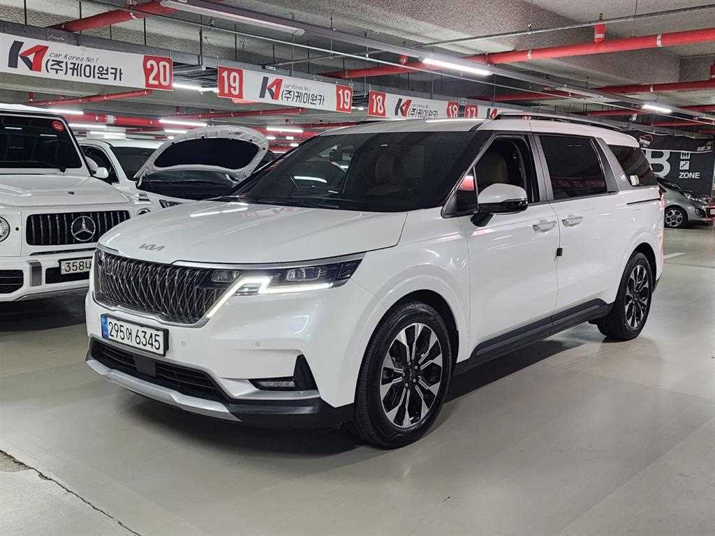 KIA Carnival 2023 Blanco - Importación desde Corea - HF Imports Iquique - Foto 1