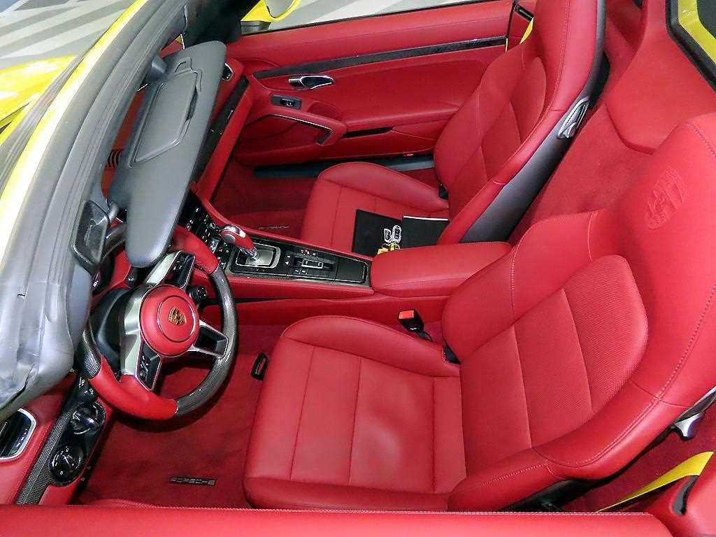 Porsche 718 - Vista 11