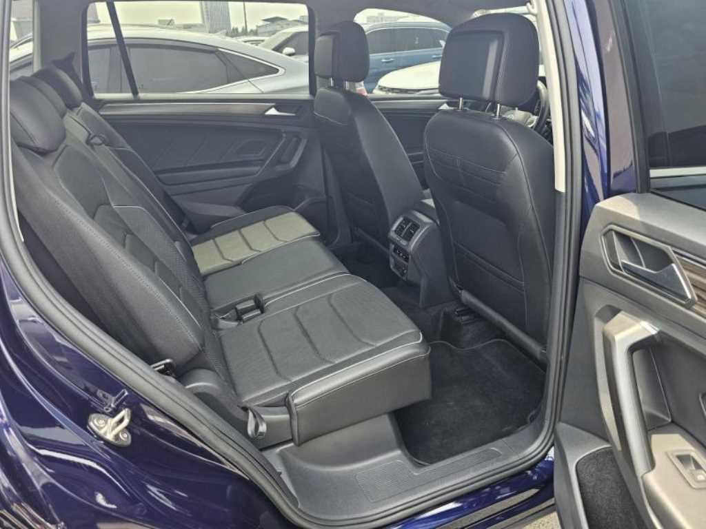 Volkswagen Tiguan - Vista 8