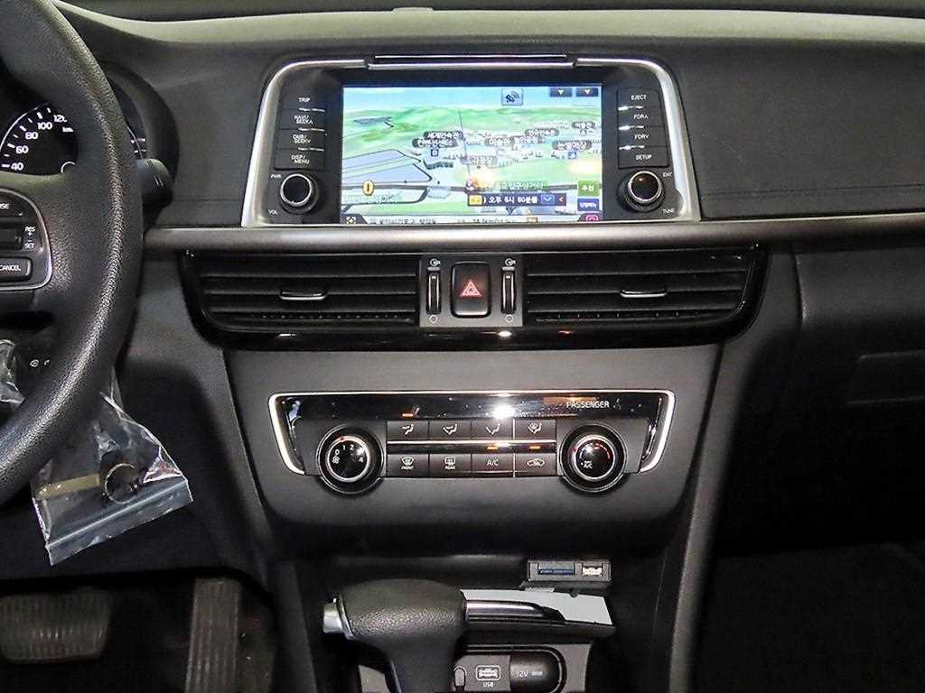 KIA K5 2017 Negro - Importación desde Corea - HF Imports Iquique - Foto 13