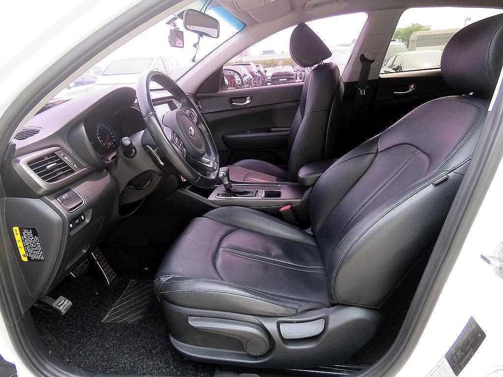 KIA K5 - Vista 7