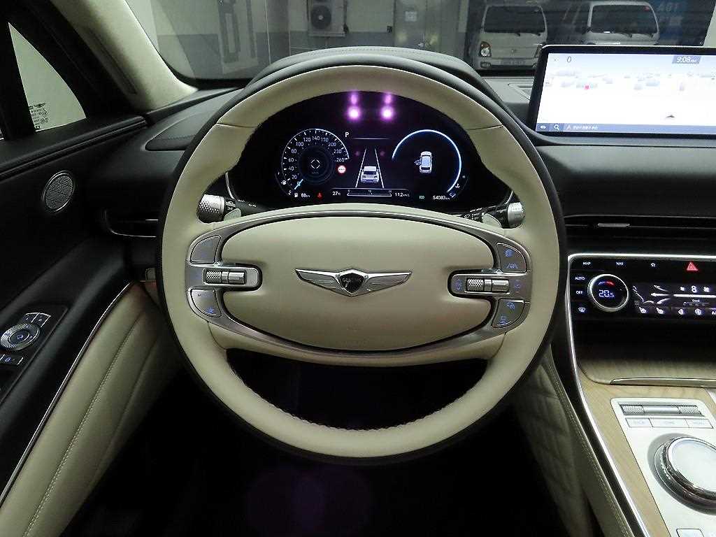 Genesis GV80 - Vista 9