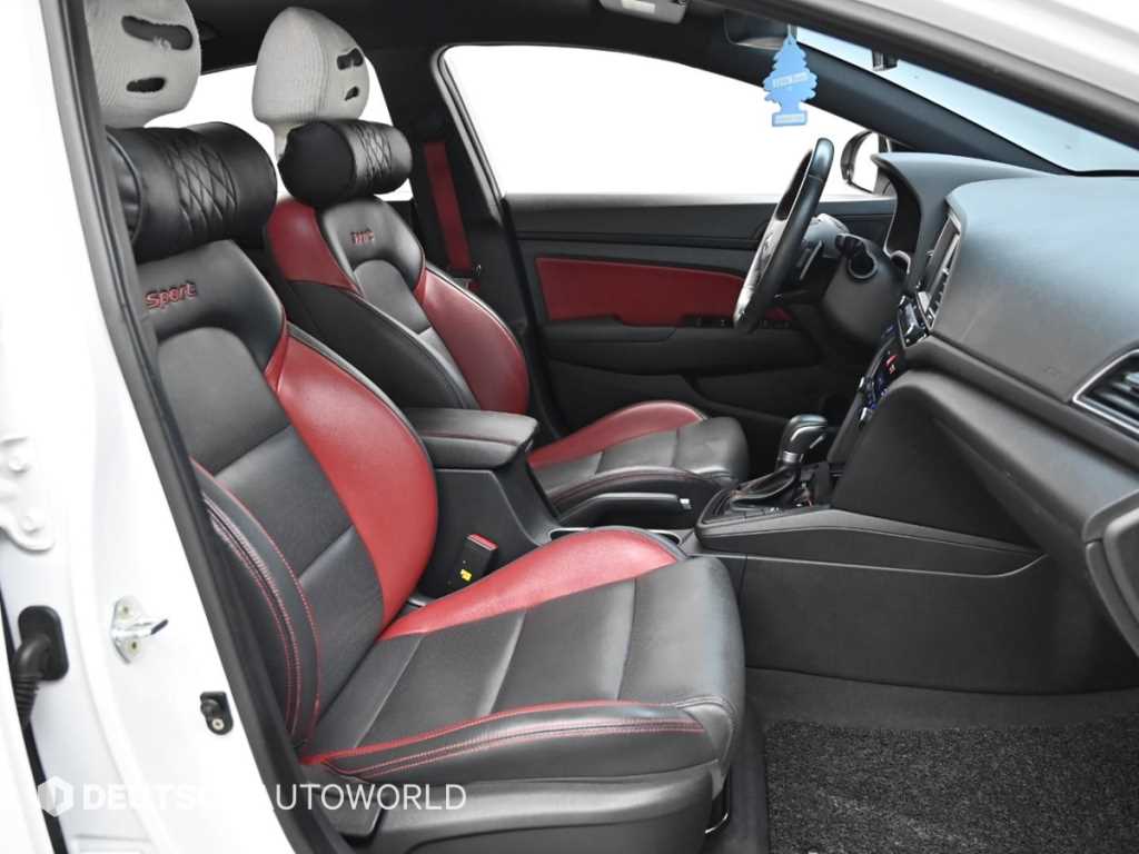 HYUNDAI Avante 2016 Blanco - Importación desde Corea - HF Imports Iquique - Foto 13