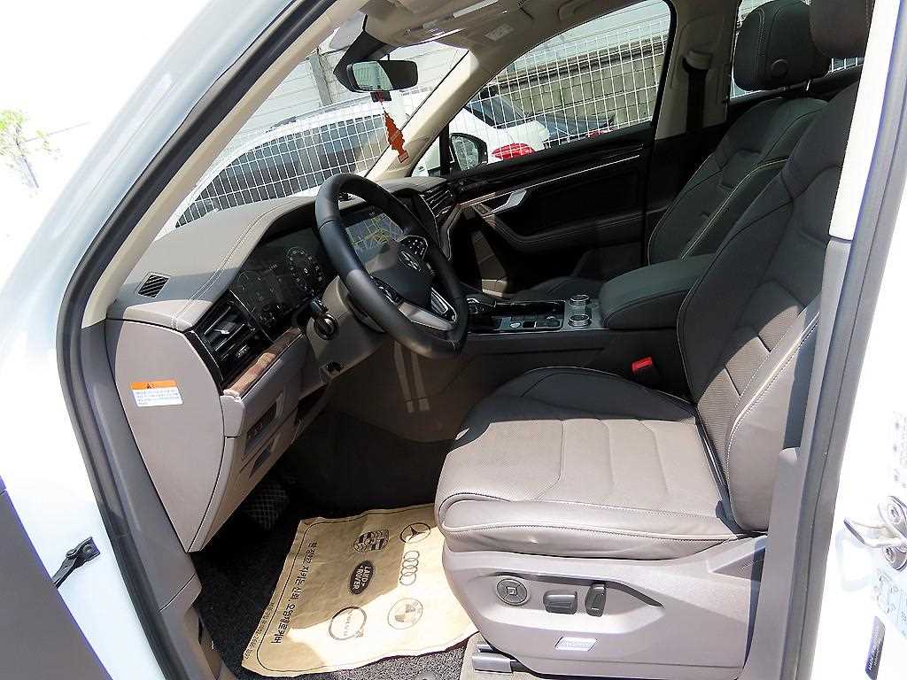 Volkswagen Touareg - Vista 7