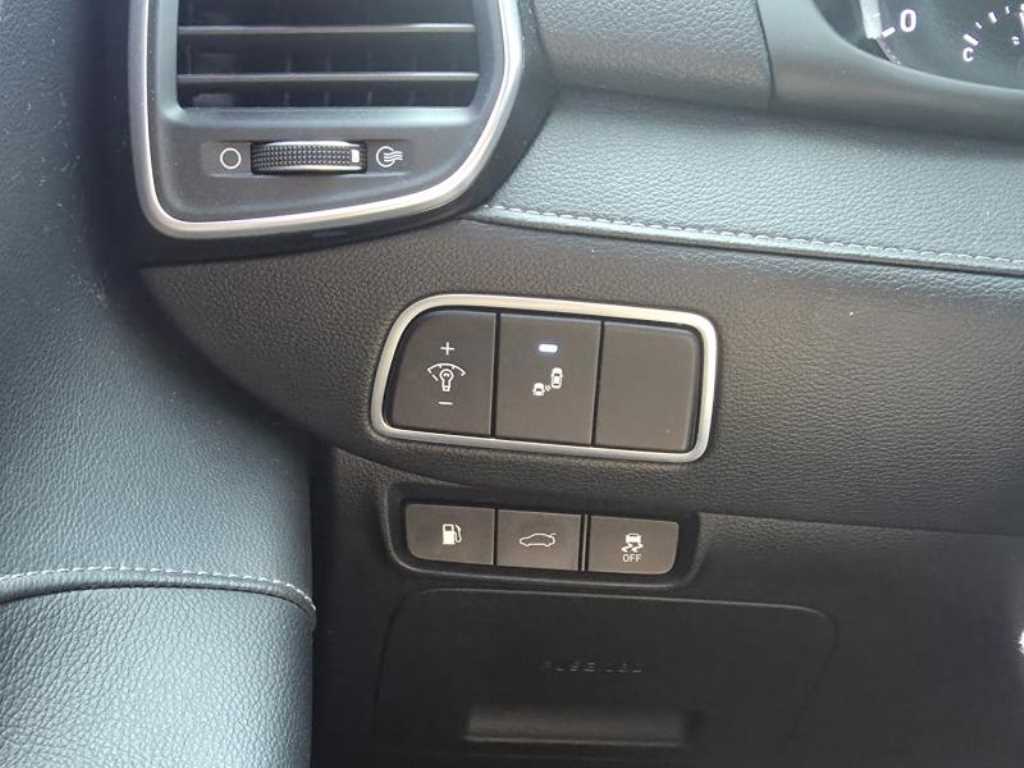 HYUNDAI Grandeur - Vista 12