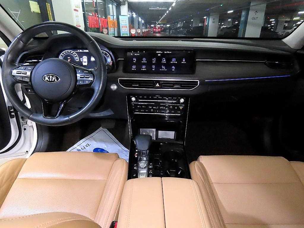KIA K7 - Vista 12