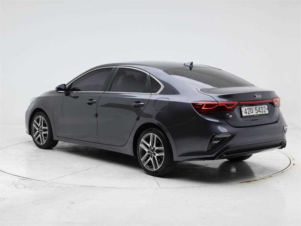 KIA K3 - Vista 6