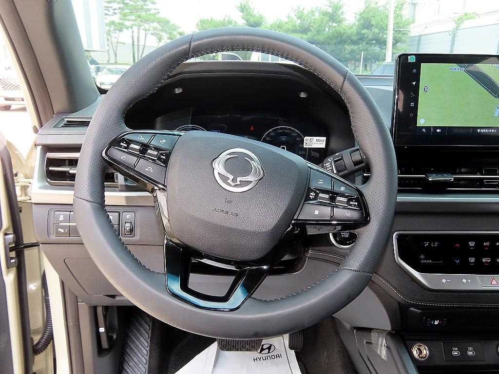 Ssangyong Musso - Vista 10