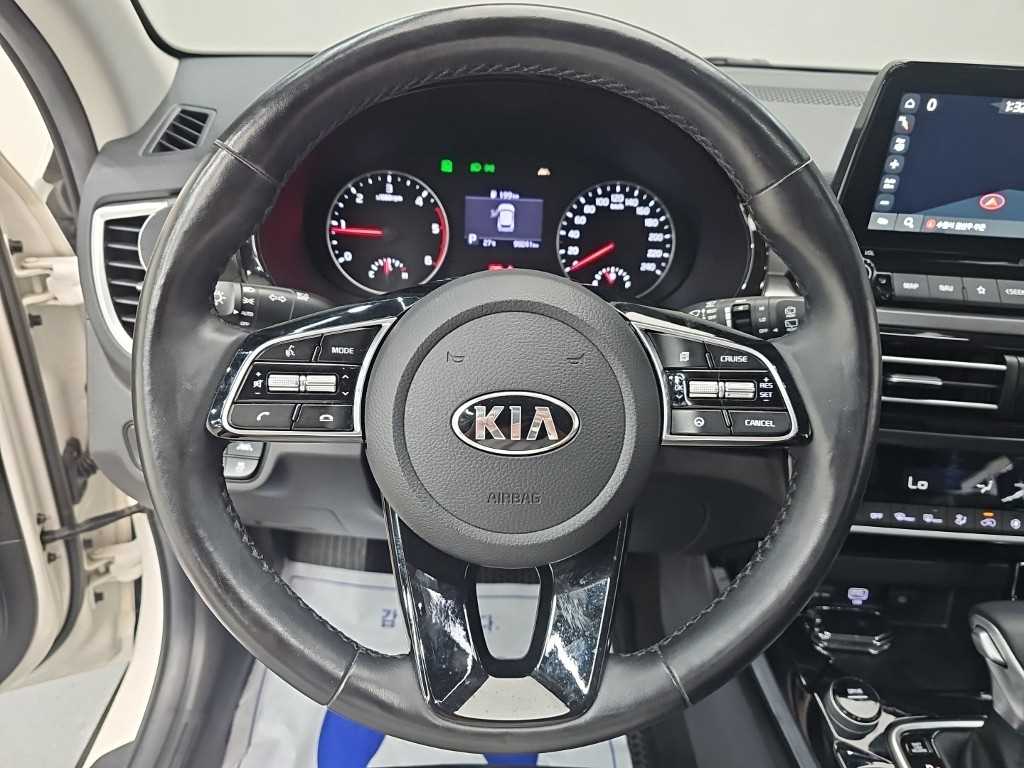 KIA Seltos - Vista 11
