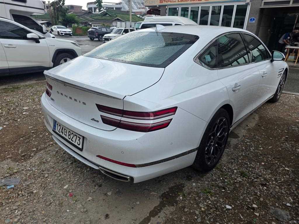 Genesis G80 - Vista 6
