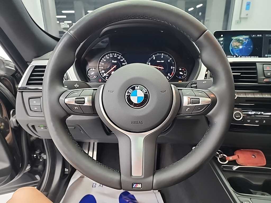 BMW Gran Turismo - Vista 12