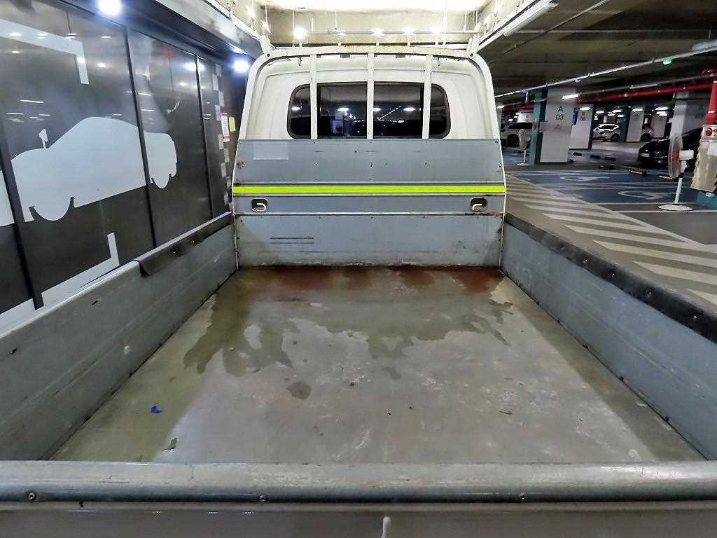 Small Truck Cargo (small) - Vista 8
