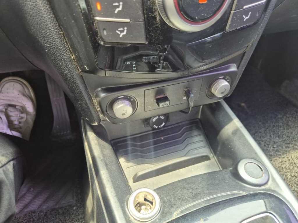 Ssangyong Tivoli - Vista 10