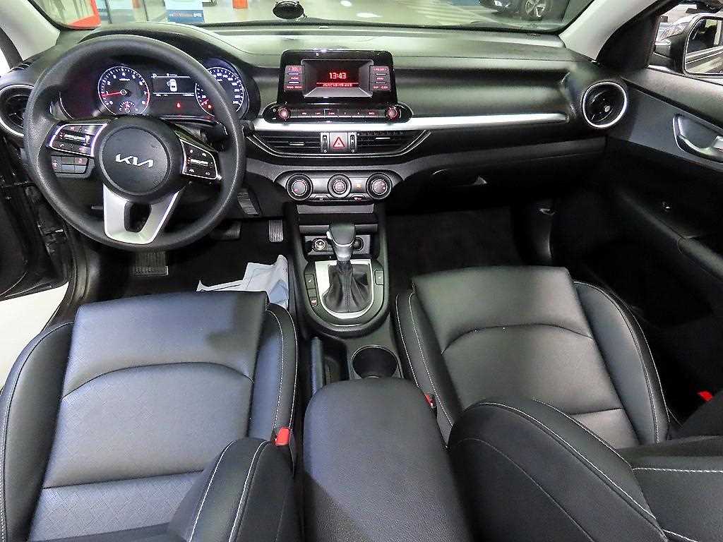 KIA K3 - Vista 12