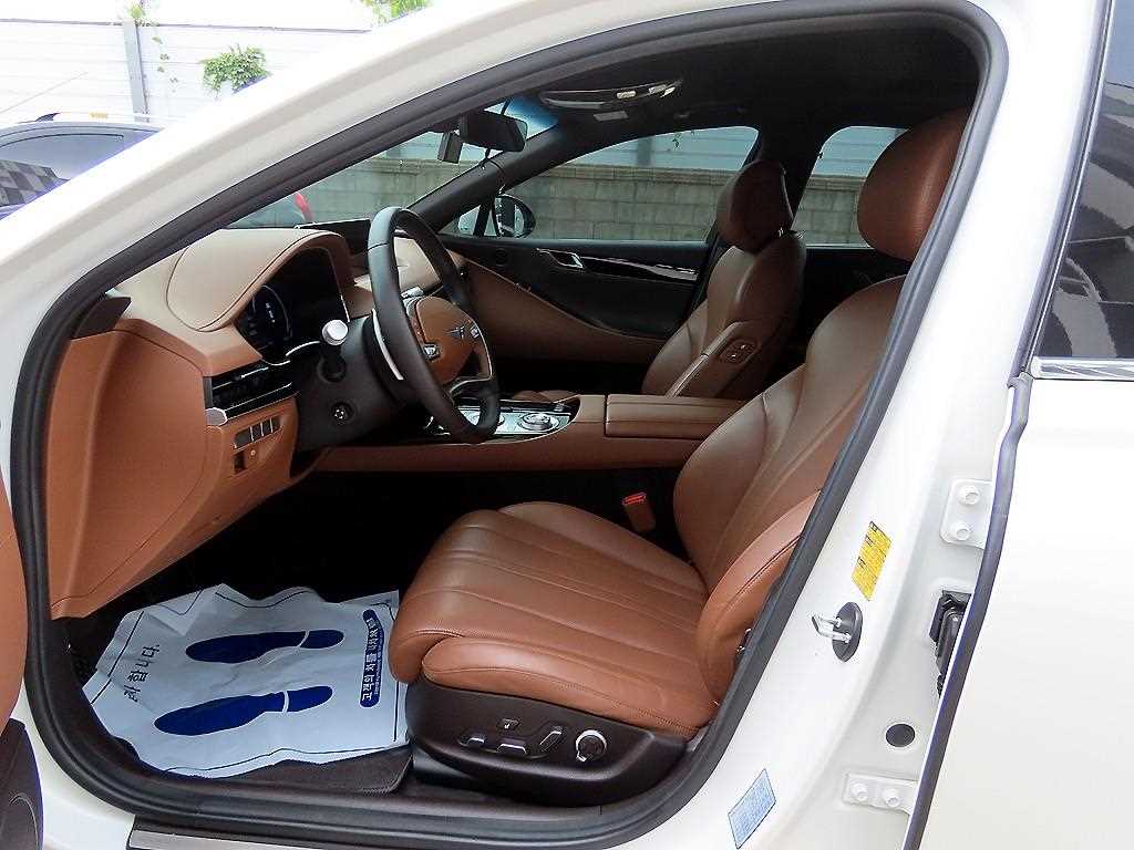 Genesis G80 - Vista 7