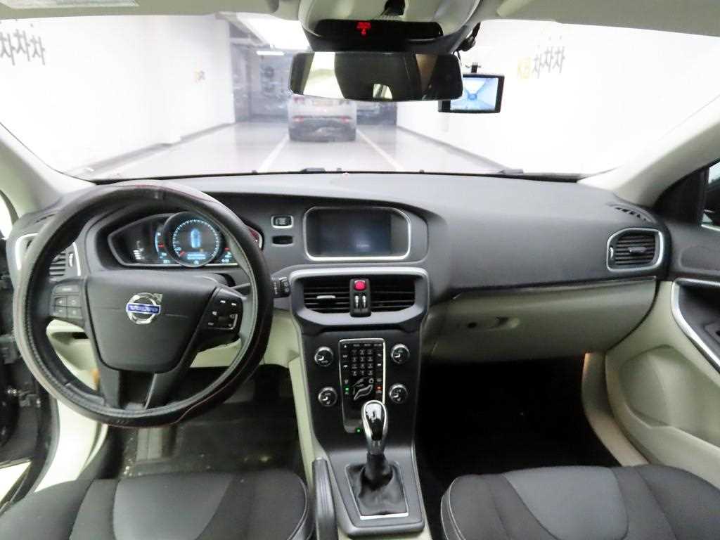 Volvo V40 - Vista 9