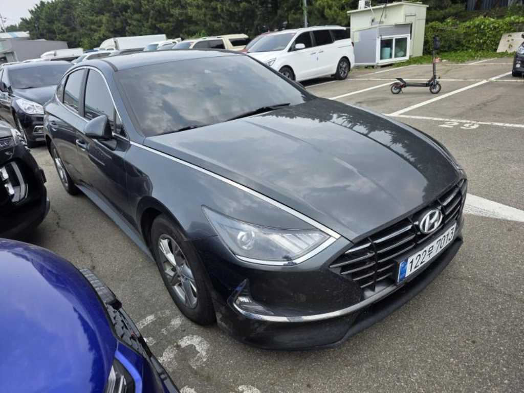 HYUNDAI Sonata - Vista 6