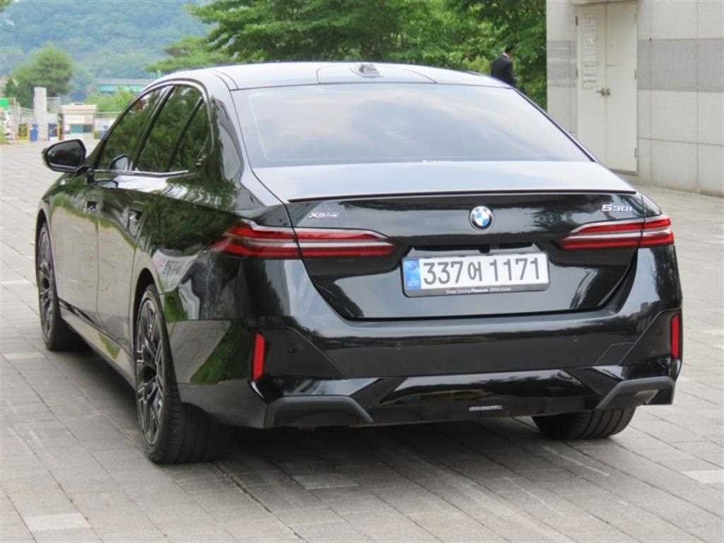 BMW 5 Series - Vista 6