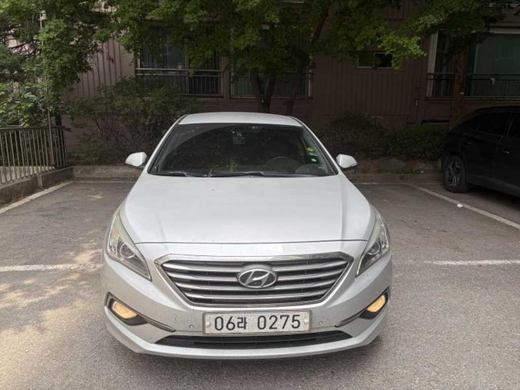 HYUNDAI Sonata - Vista 3