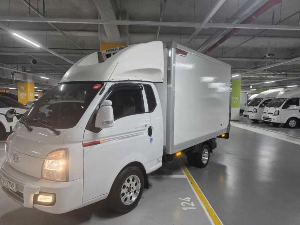 Small Truck Freezer Box(High Deck) 2021 Blanco - Importación desde Corea - HF Imports Iquique - Foto 1