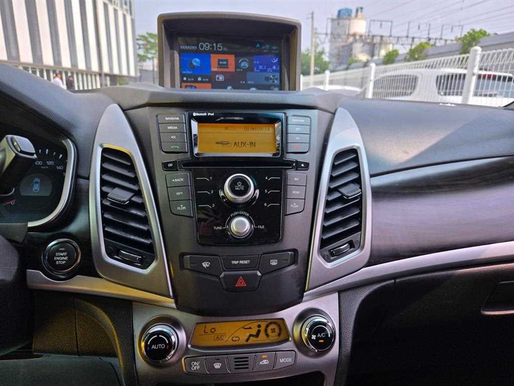 Ssangyong Korando 2013 Gris - Importación desde Corea - HF Imports Iquique - Foto 13
