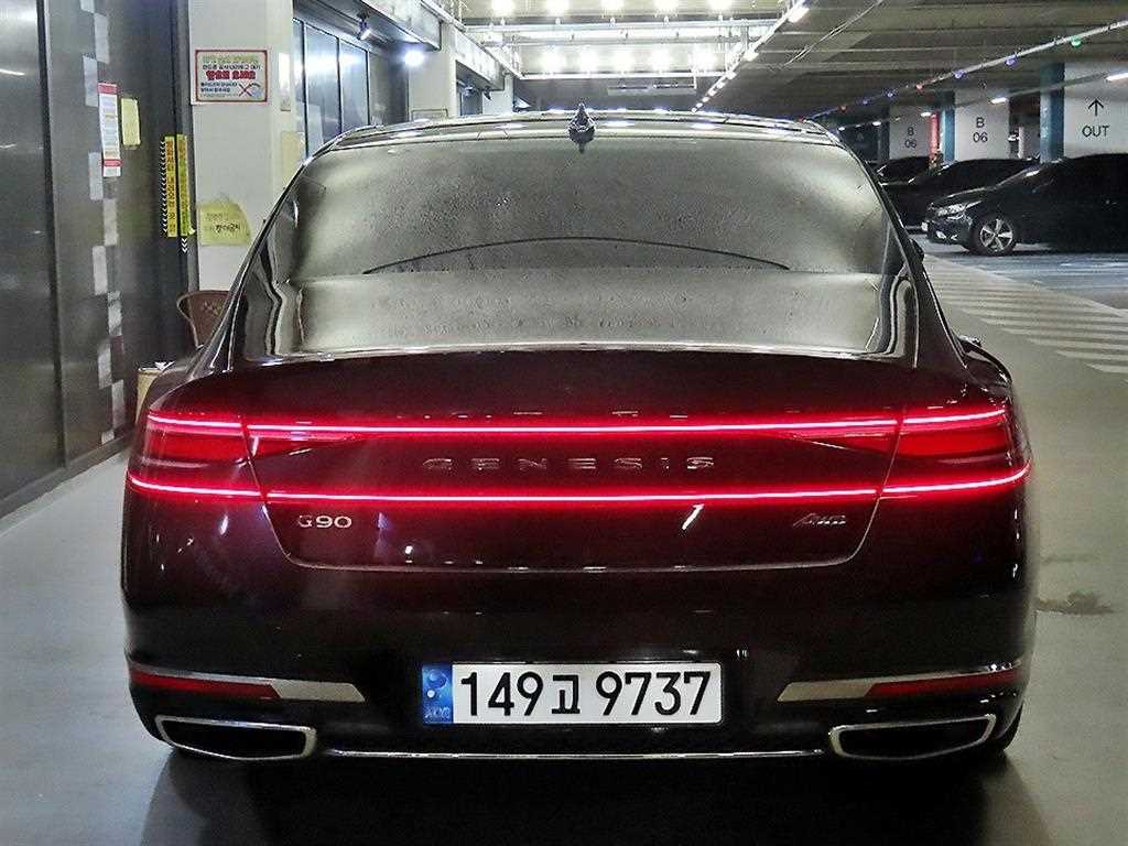 Genesis G90 - Vista 7