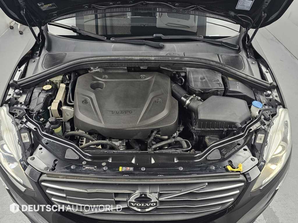 Volvo XC60 - Vista 8