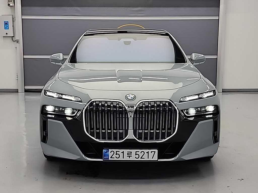 BMW 7 Series 2025 Gris - Importación desde Corea - HF Imports Iquique - Foto 1