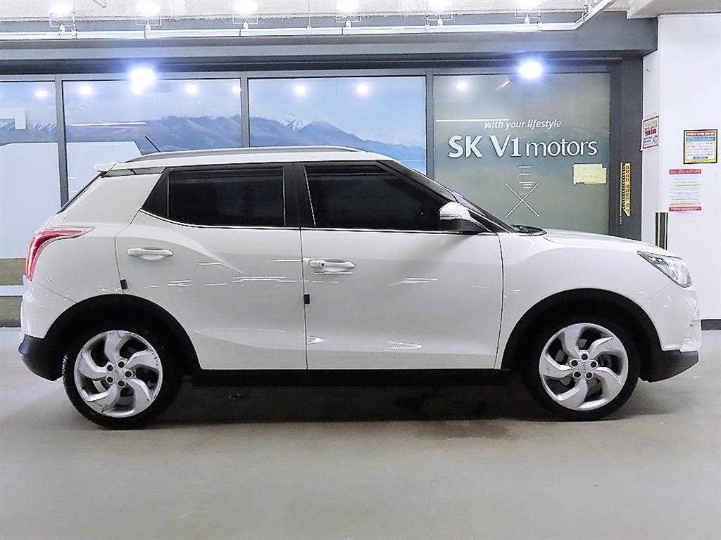 Ssangyong Tivoli - Vista 3