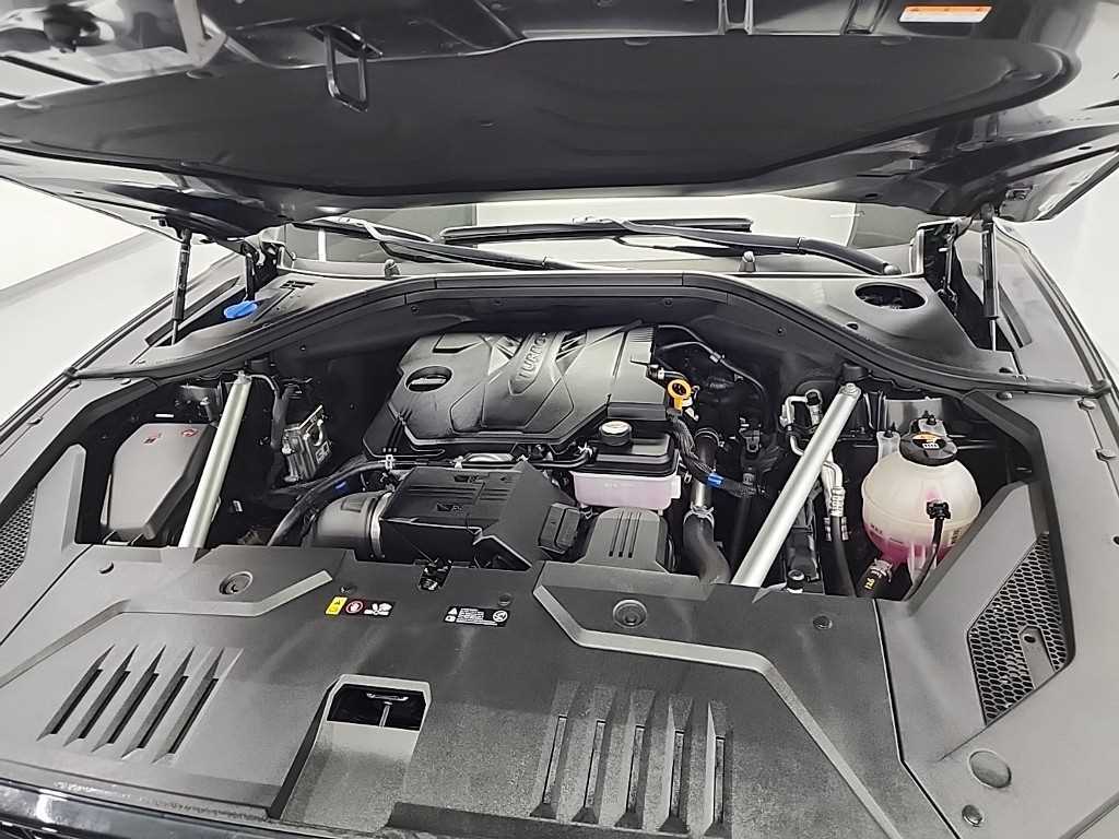 Genesis GV70 - Vista 7
