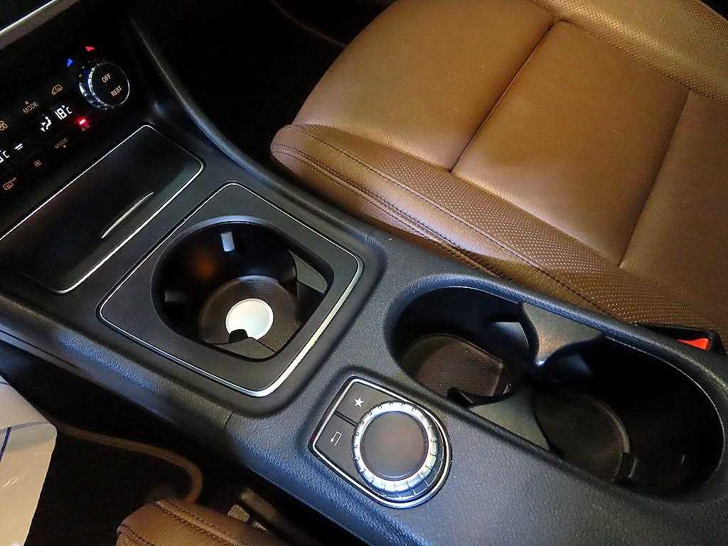 Mercedes Benz GLA Class 2017 Blanco - Importación desde Corea - HF Imports Iquique - Foto 15