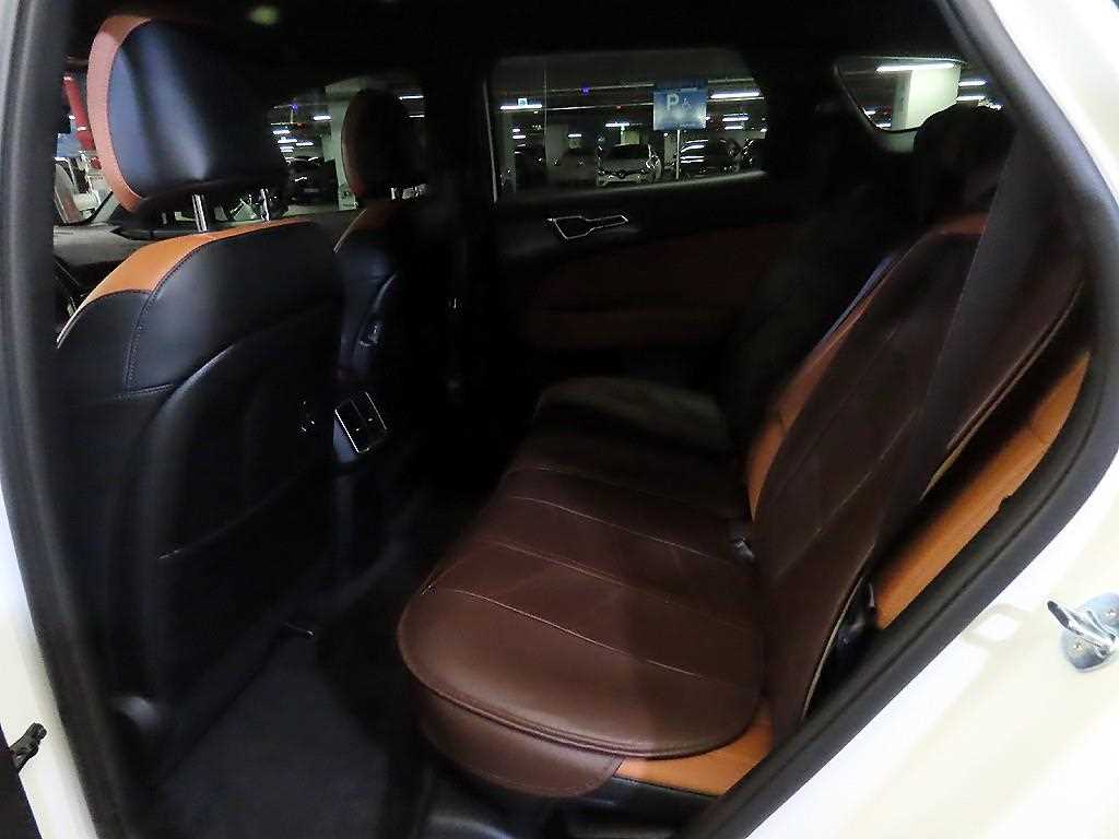KIA Sportage - Vista 9