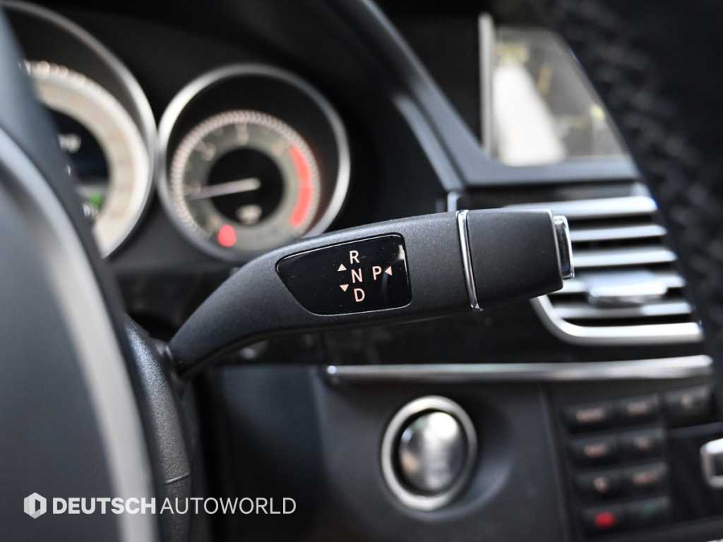 Mercedes Benz E class - Vista 11