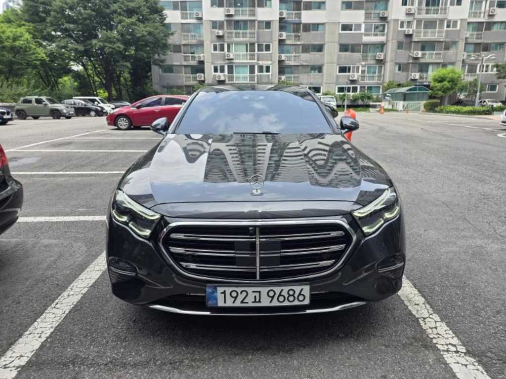 Mercedes Benz E class 2024 Gris - Importación desde Corea - HF Imports Iquique - Foto 1