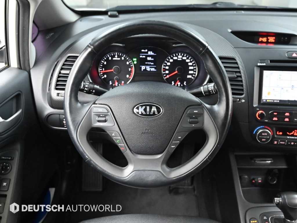 KIA K3 2015 Blanco - Importación desde Corea - HF Imports Iquique - Foto 15