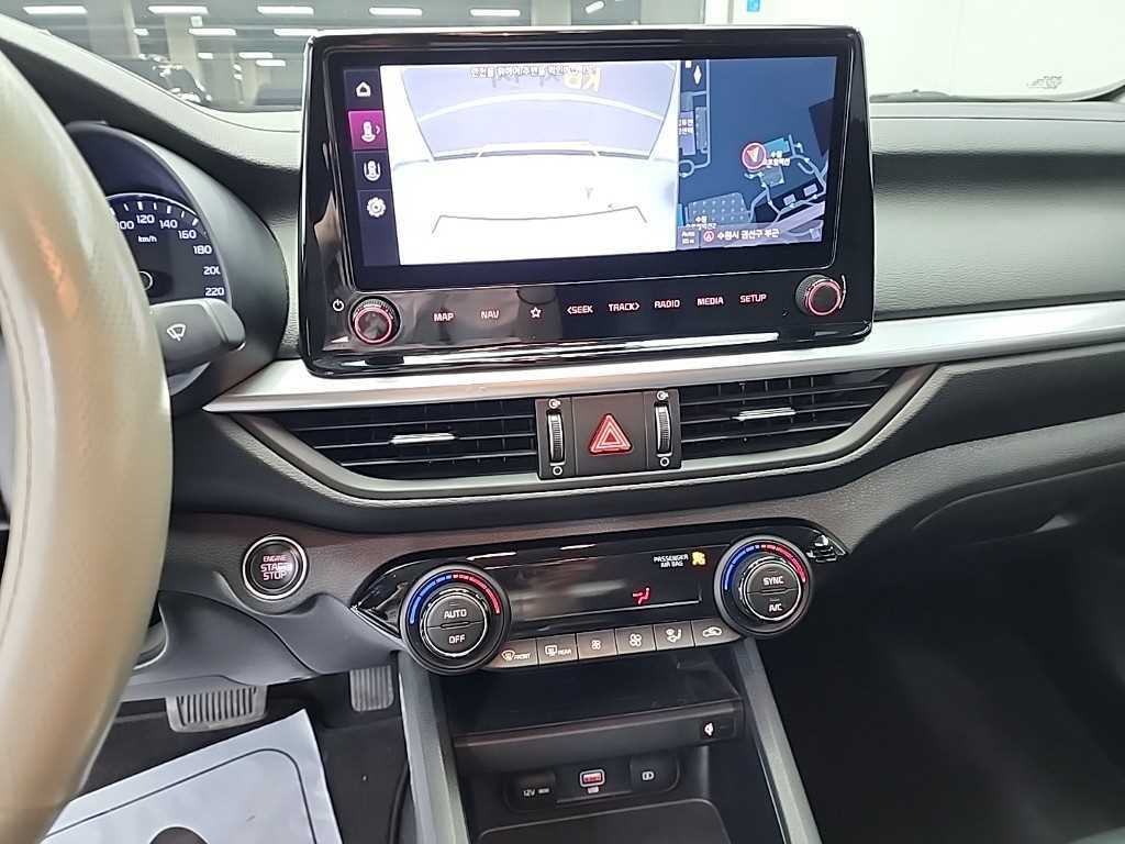 KIA K3 - Vista 12