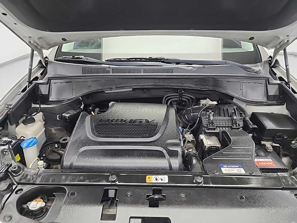 HYUNDAI Maxcruz - Vista 5