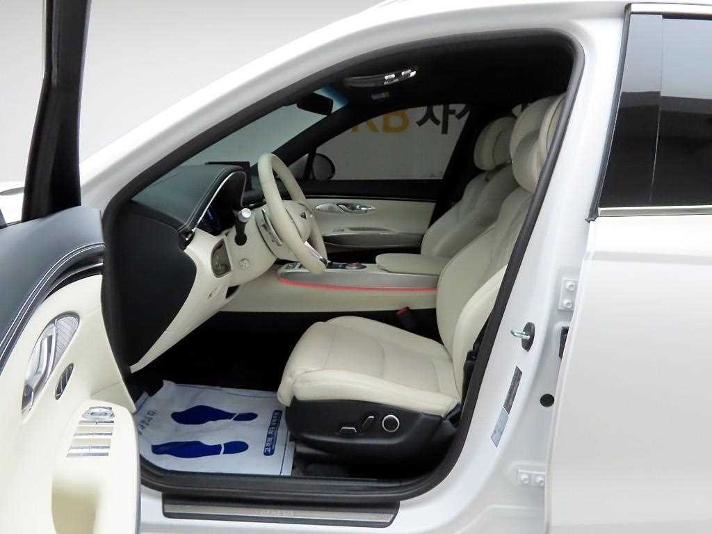 Genesis GV70 2024 Blanco - Importación desde Corea - HF Imports Iquique - Foto 14