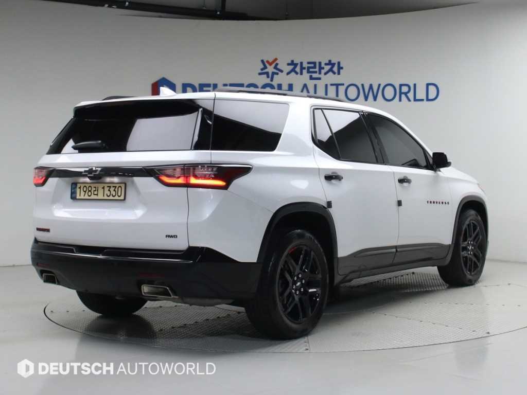 Chevrolet Travers - Vista 3