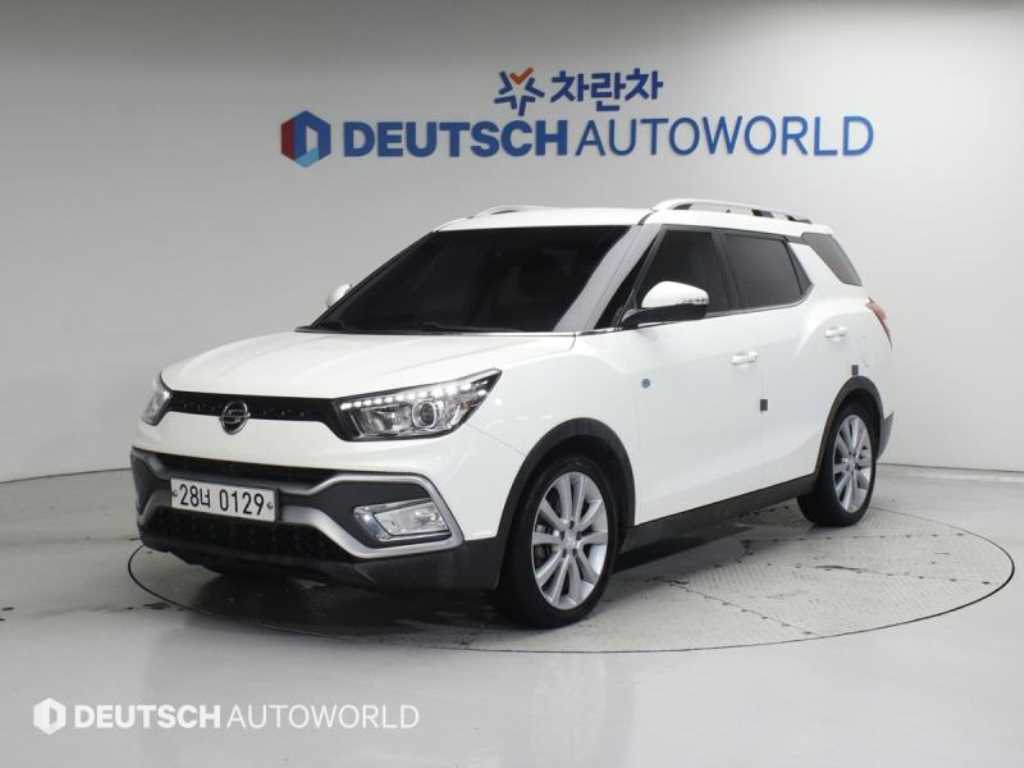 Ssangyong Tivoli 2016 Blanco - Importación desde Corea - HF Imports Iquique - Foto 1