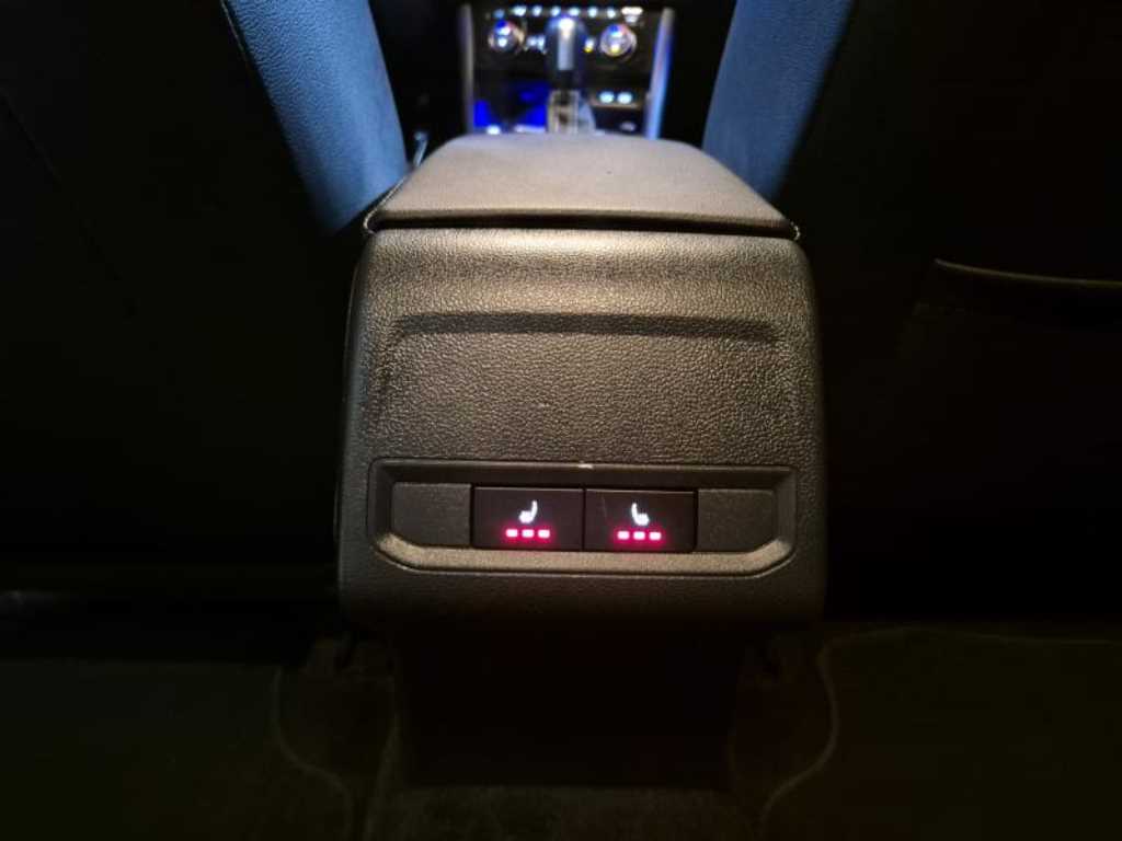 Volkswagen Jetta - Vista 10