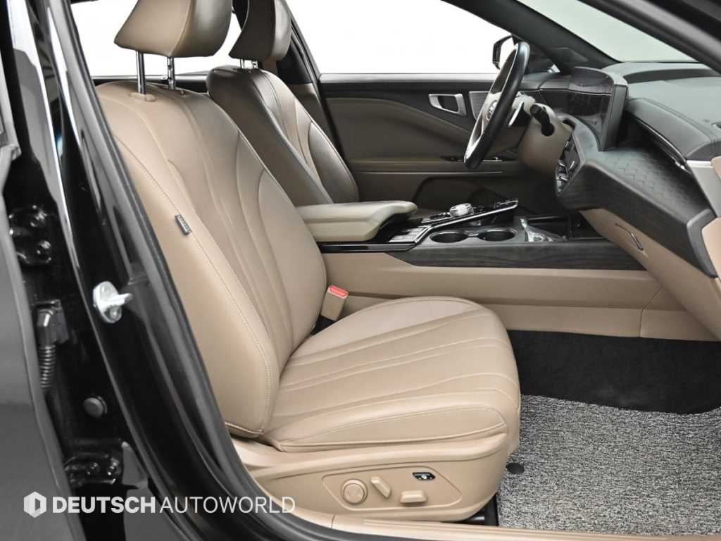 KIA K8 - Vista 12