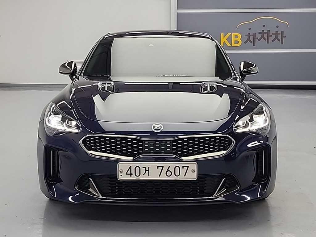 KIA Stinger - Vista 2